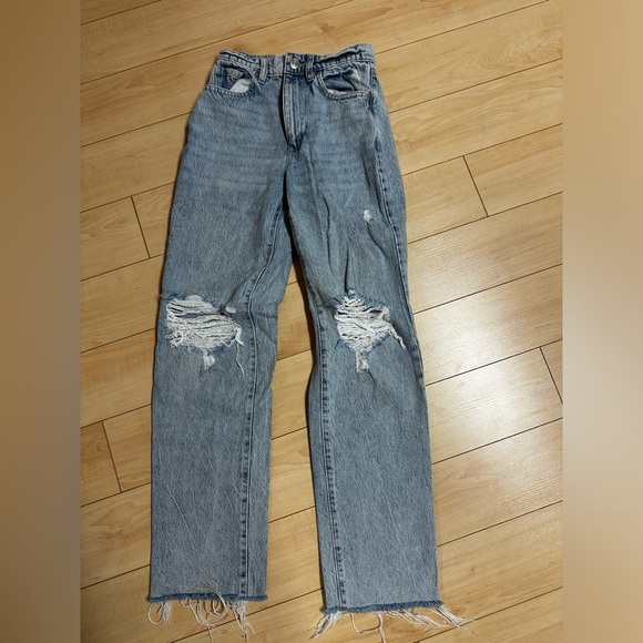 90s straight leg jeans. - Picture 1 of 3